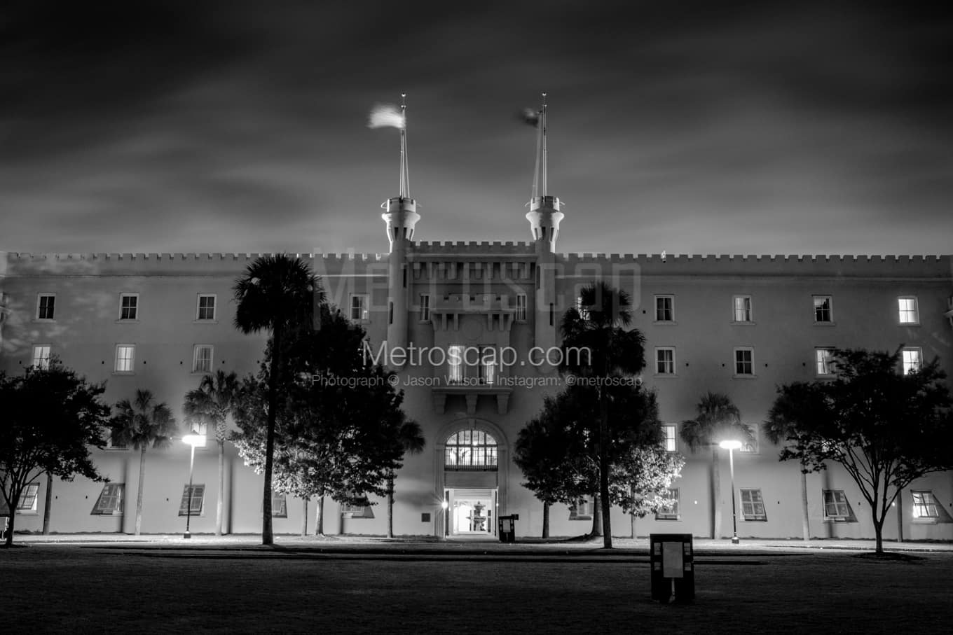 Black & White Charleston Architecture Pictures