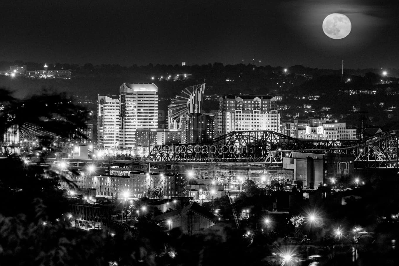 Black & White Cincinnati Architecture Pictures