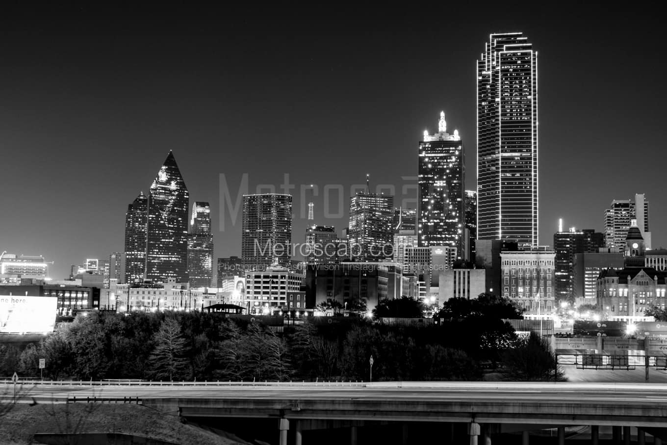 Black & White Dallas Architecture Pictures