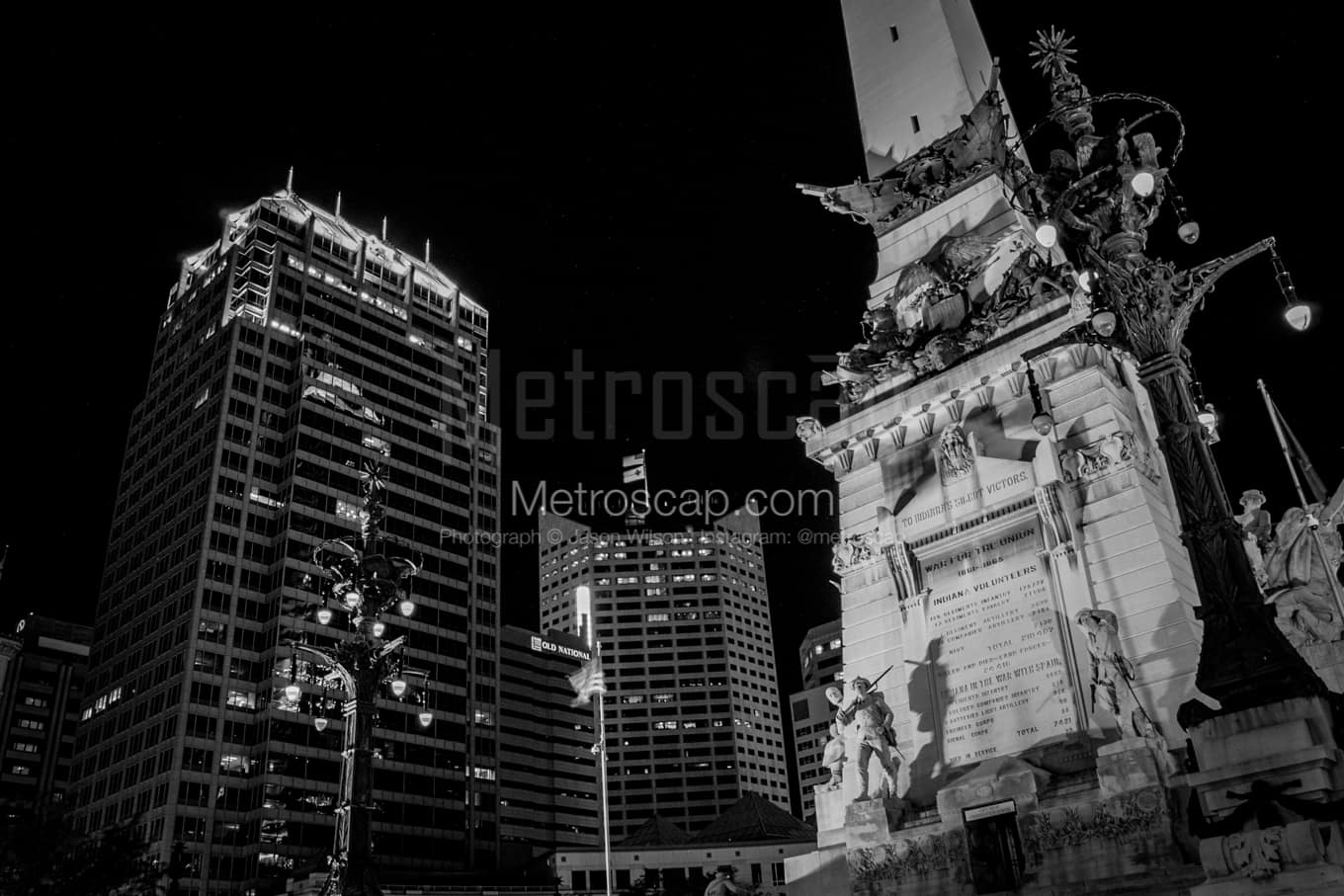 Black & White Indianapolis Architecture Pictures