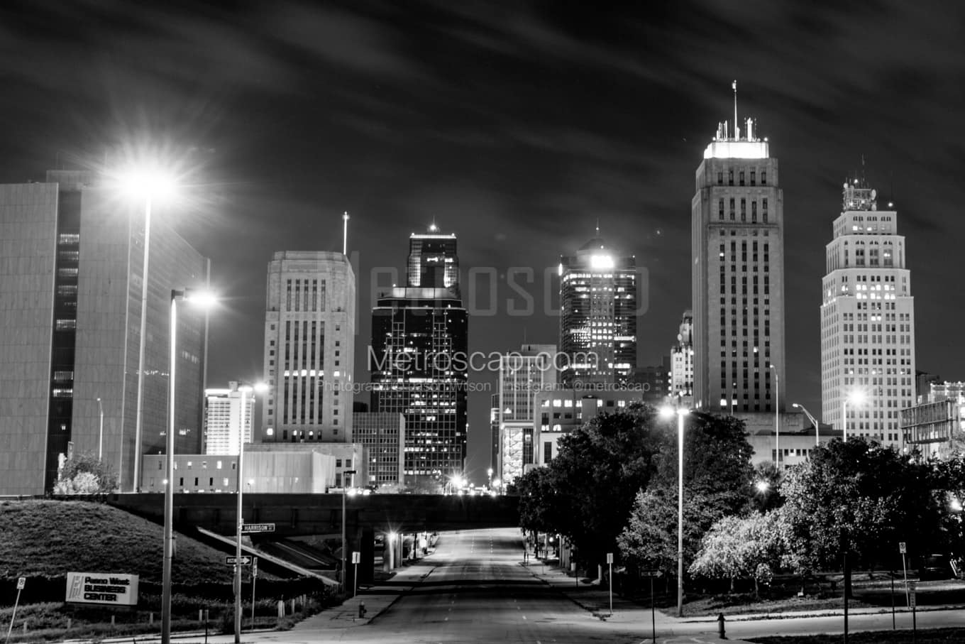 Black & White Kansas City Architecture Pictures