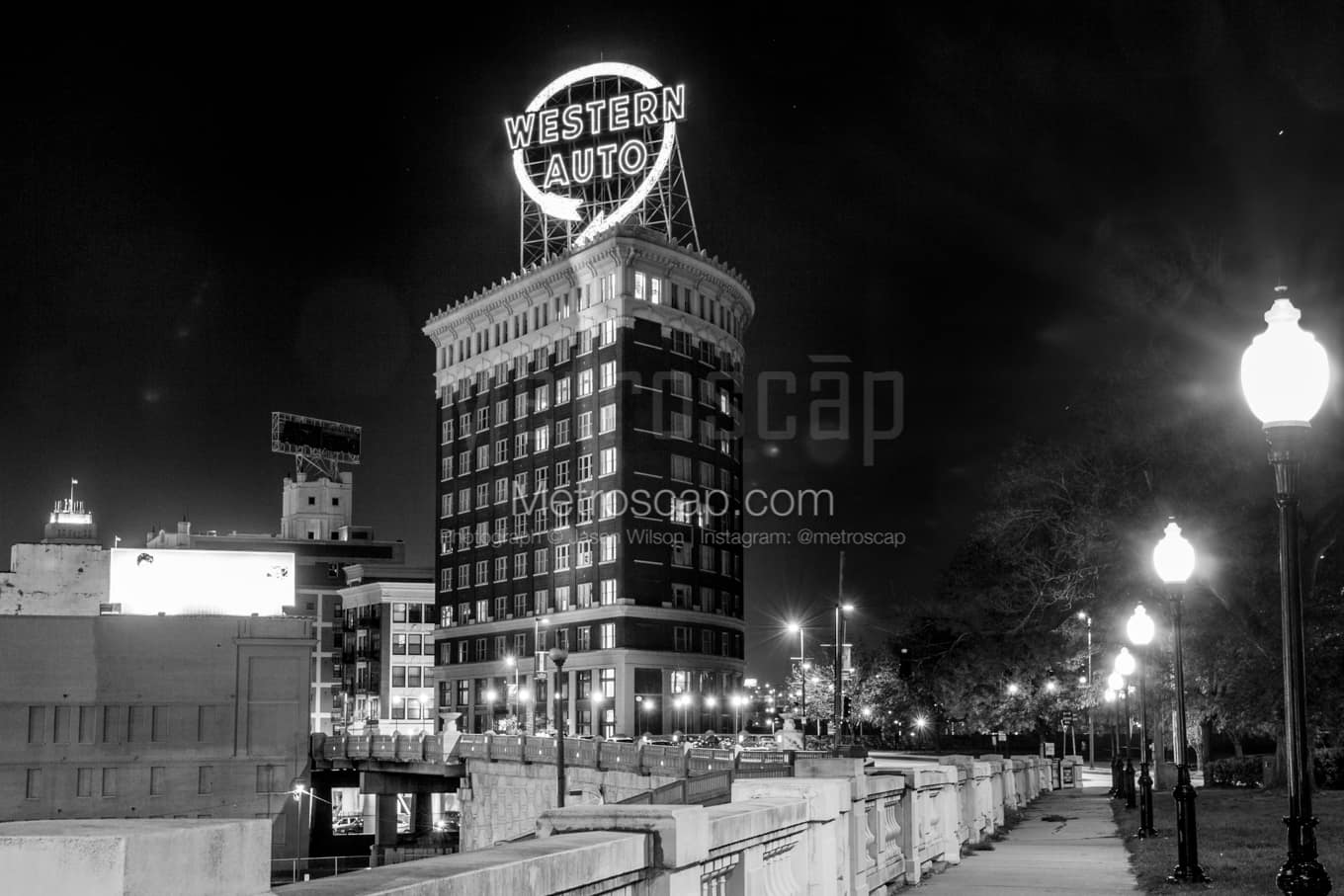 Black & White Kansas City Architecture Pictures