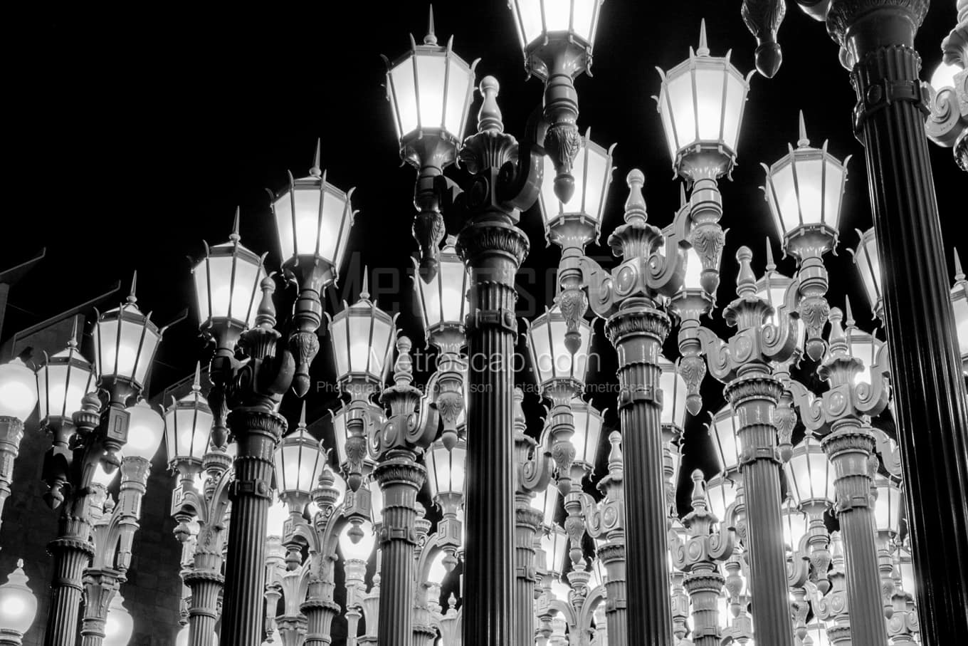 Black & White Los Angeles Architecture Pictures