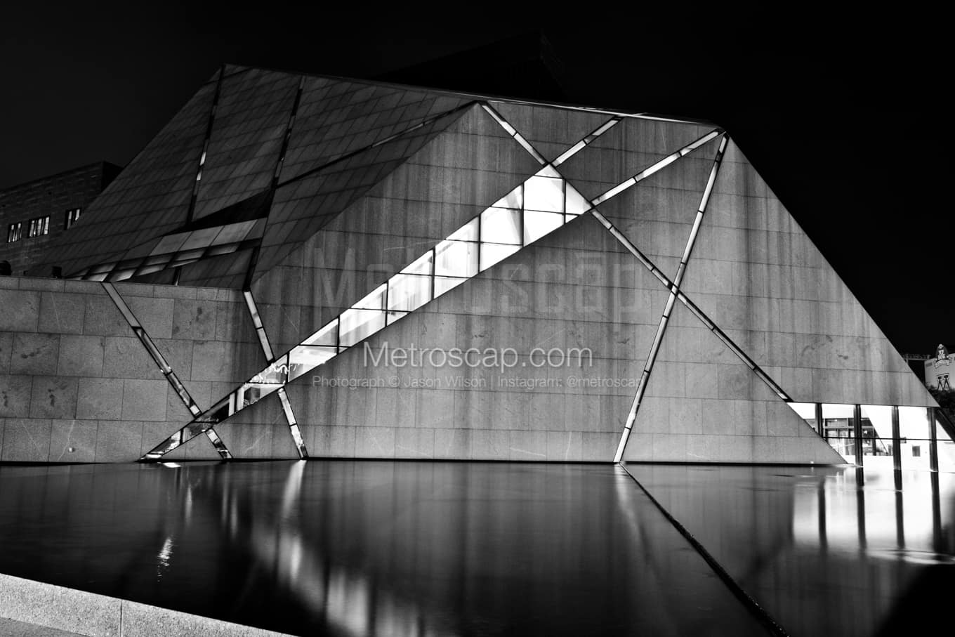 Black & White Minneapolis Architecture Pictures