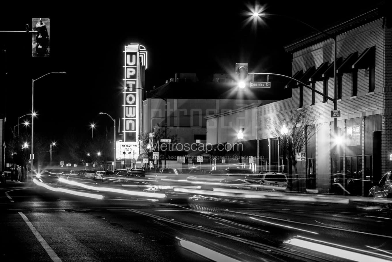 Black & White Napa-Valley Architecture Pictures