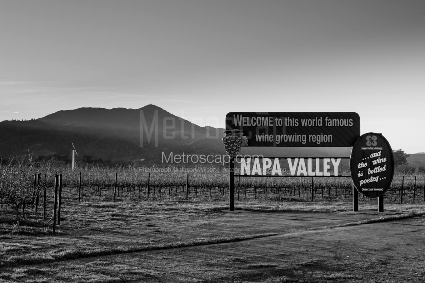 Black & White Napa-Valley Architecture Pictures