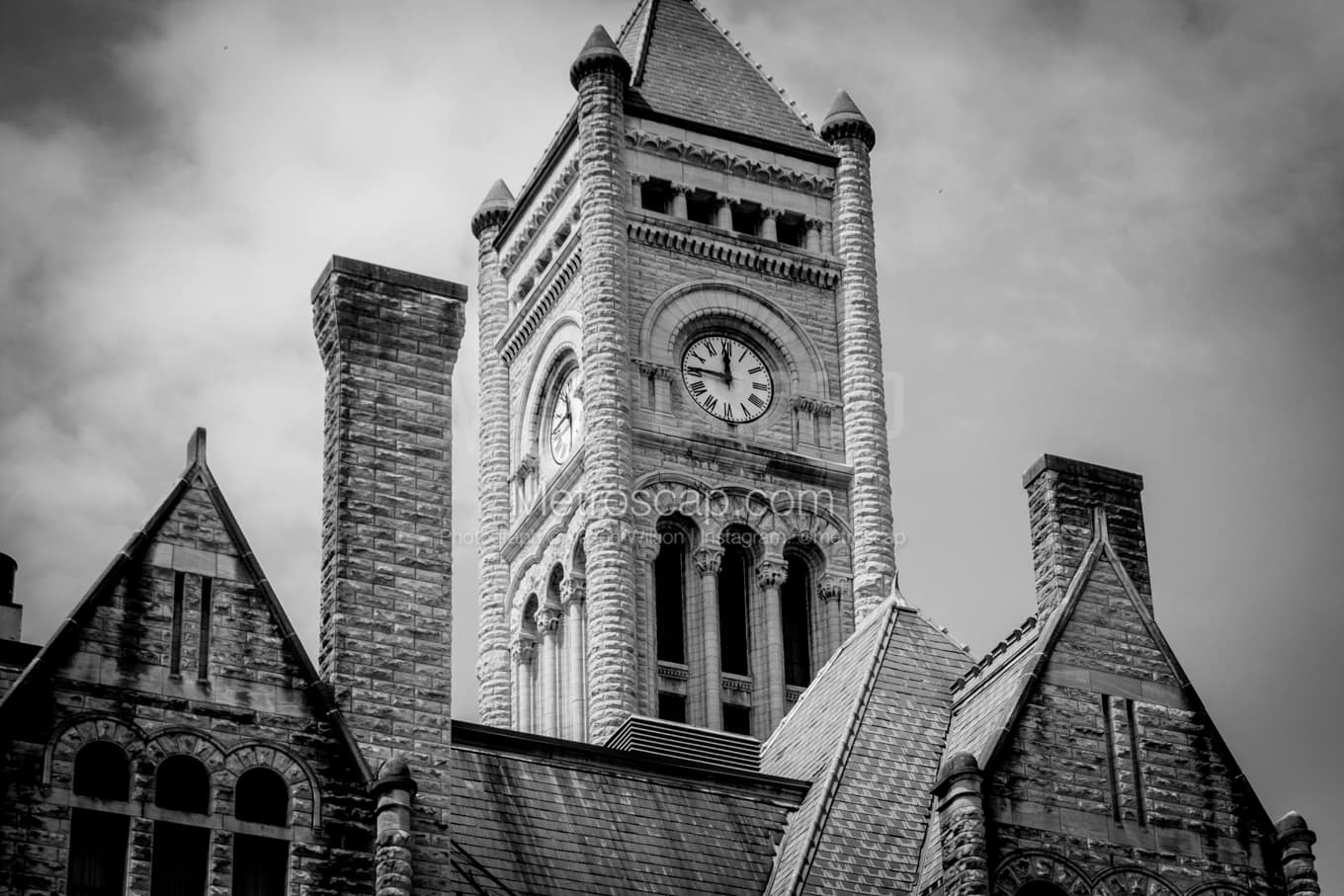 Black & White Nashville Architecture Pictures