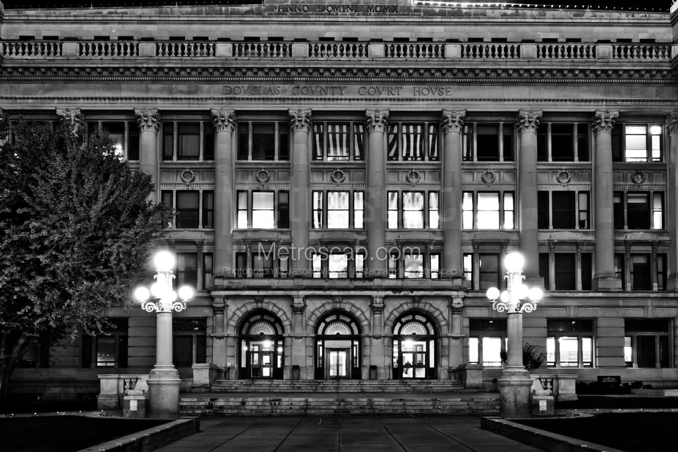 Black & White Omaha Architecture Pictures