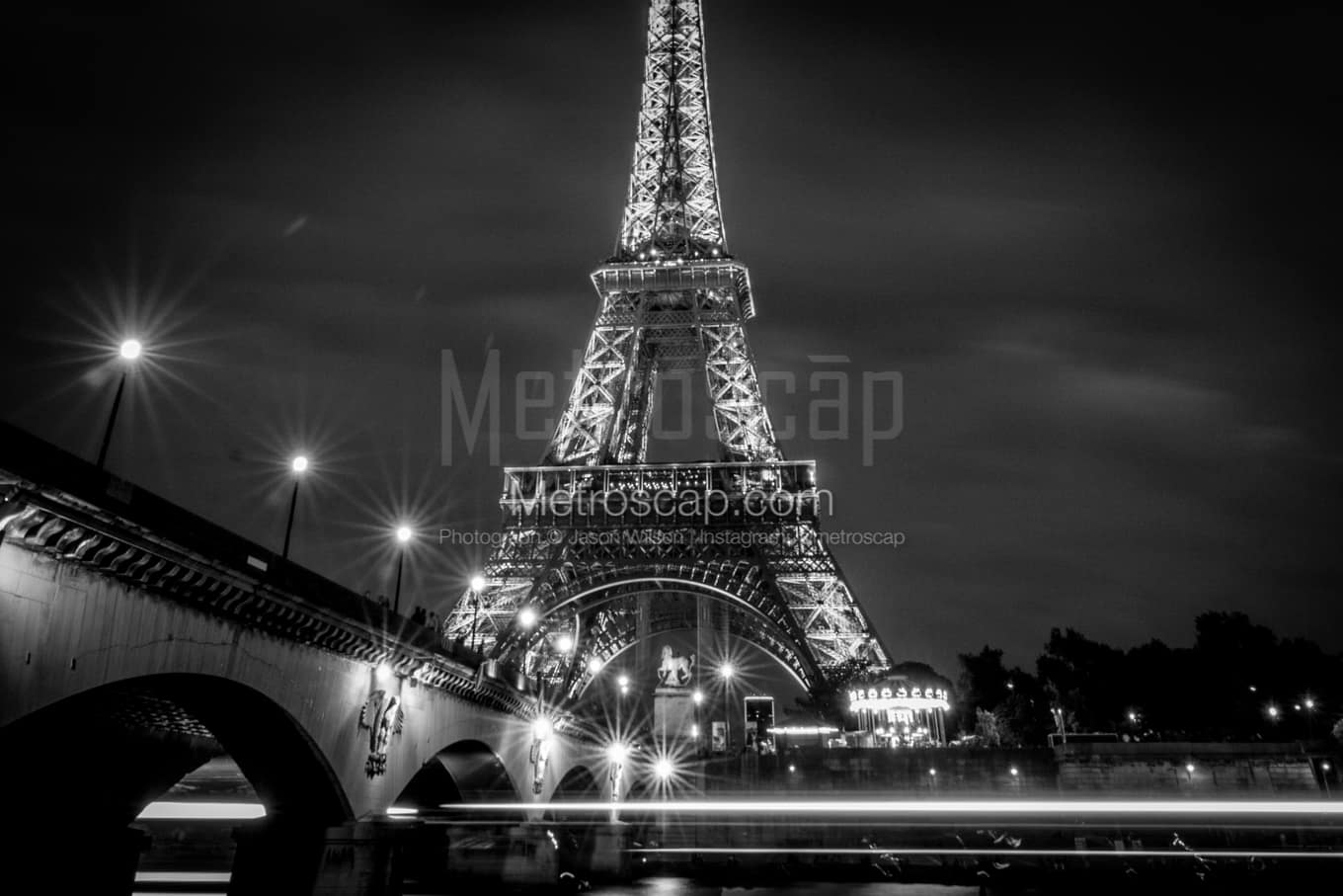 Black & White Paris Architecture Pictures