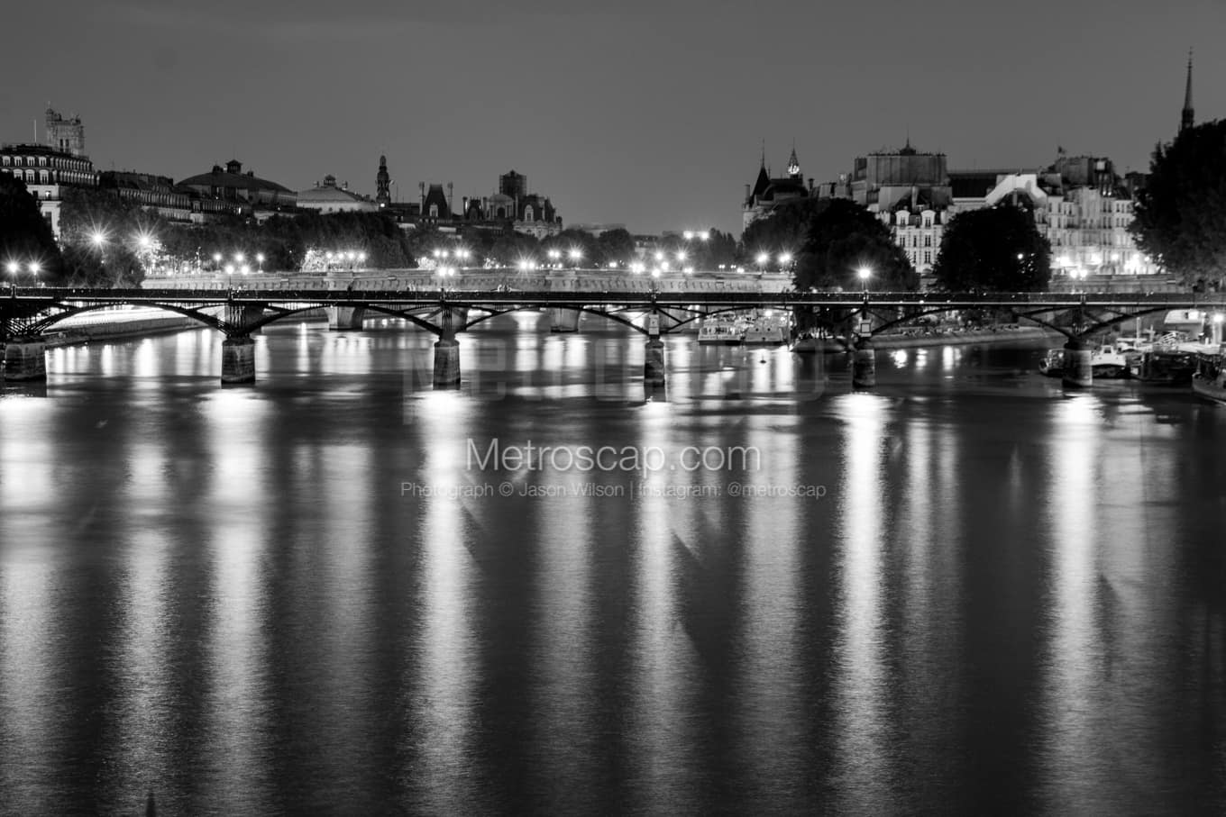 Black & White Paris Architecture Pictures