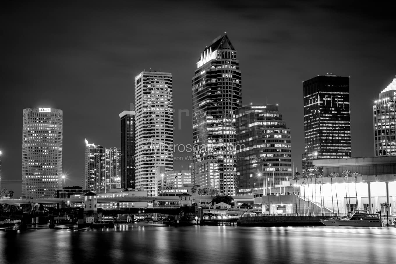 Black & White Tampa Architecture Pictures