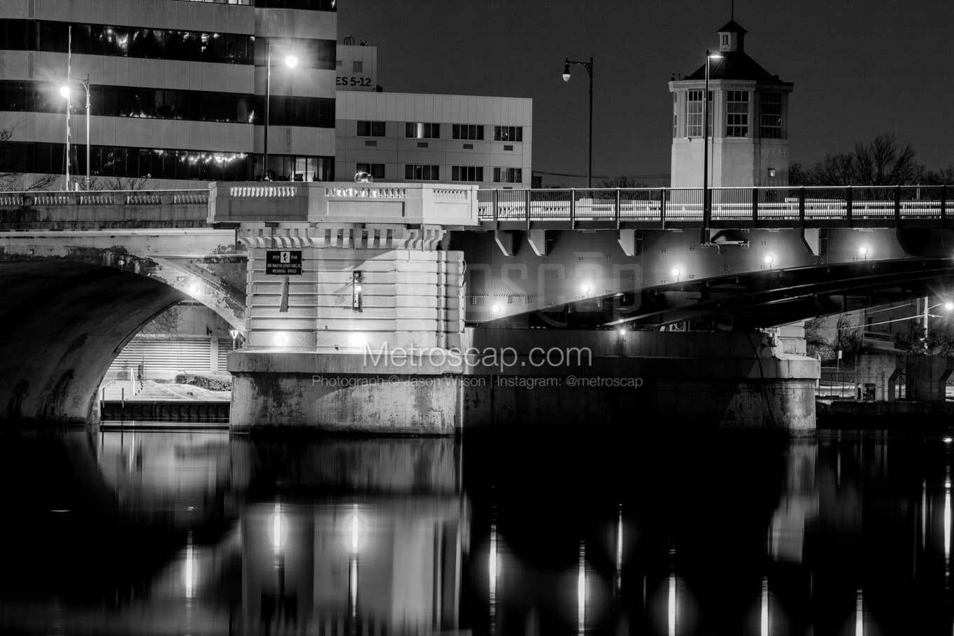 Black & White Toledo Architecture Pictures