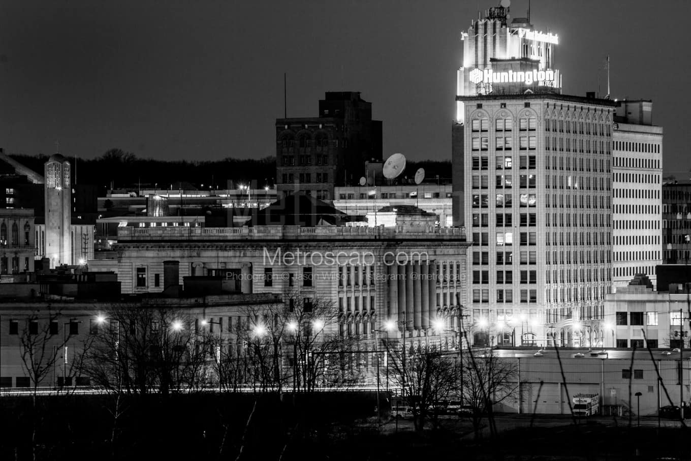 Black & White Youngstown Architecture Pictures